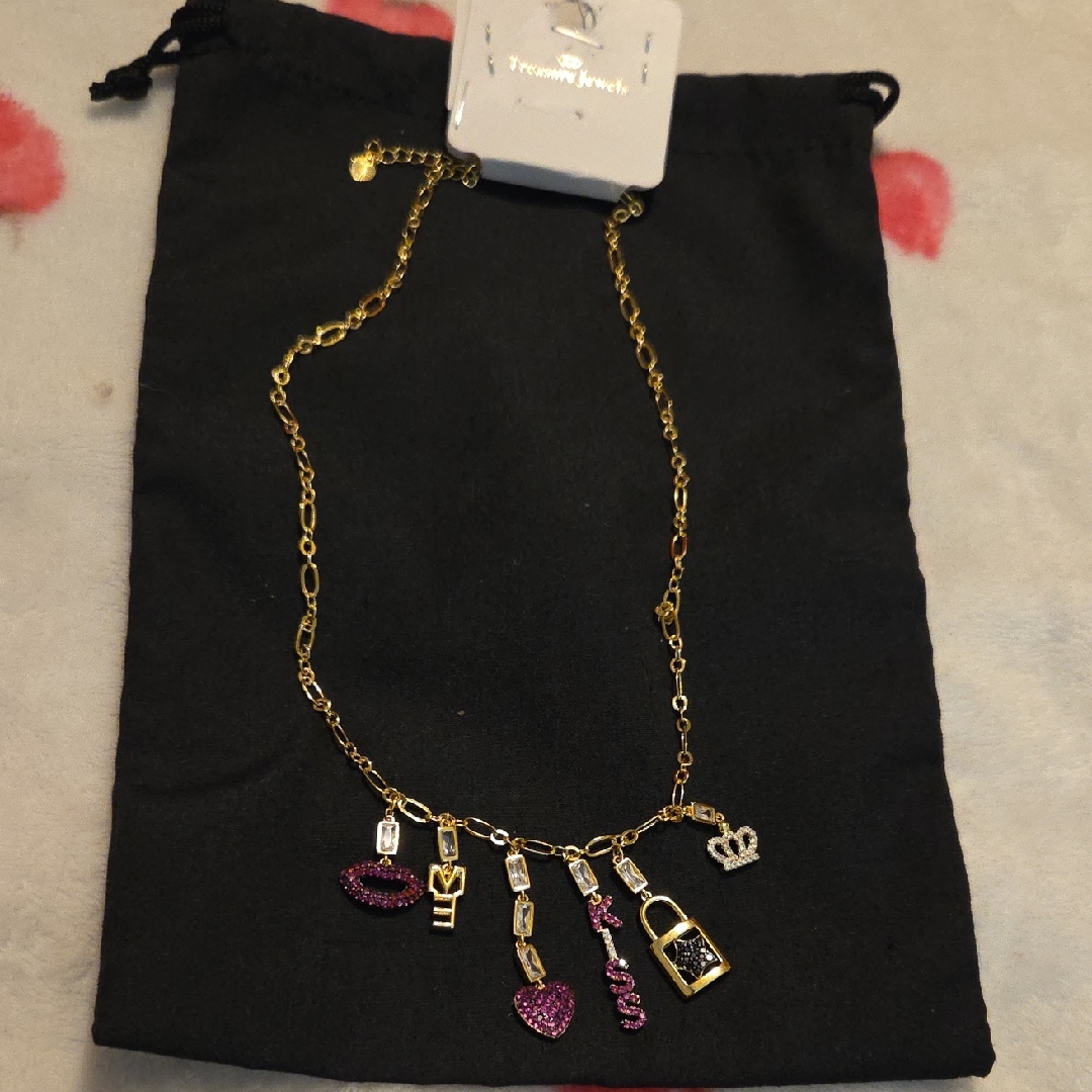 Treasure Jewels Charming Gold Necklace With Red Accents